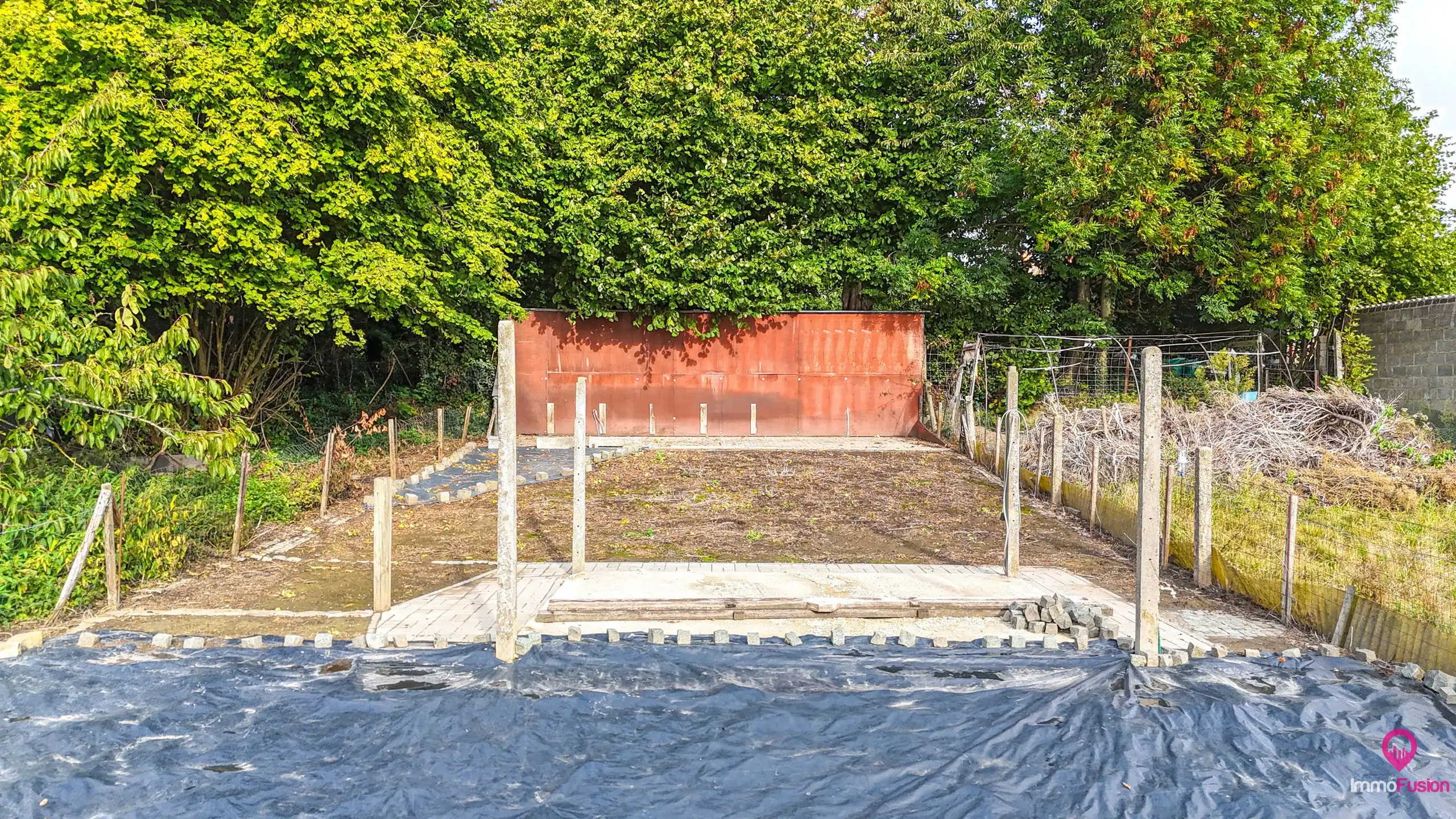 Te renoveren woning gelegen op een rustige locatie! foto 16