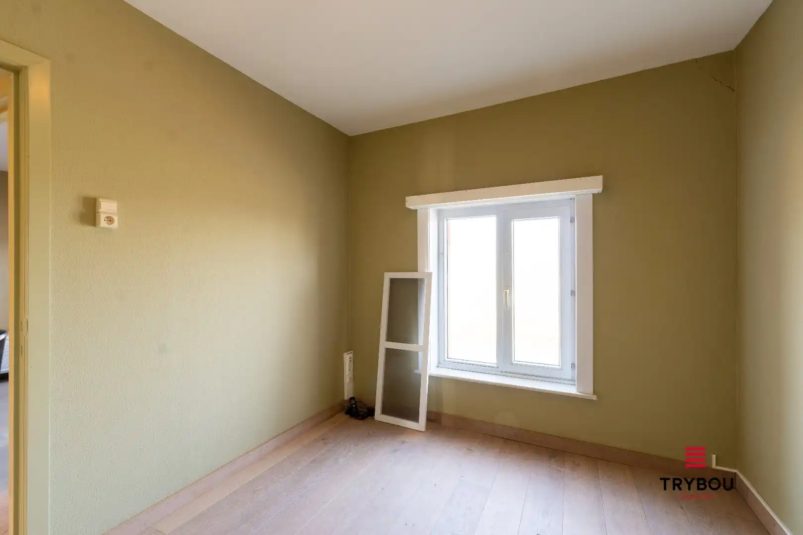 Commercieel pand met woonmogelijkheden op uitstekende ligging foto 7