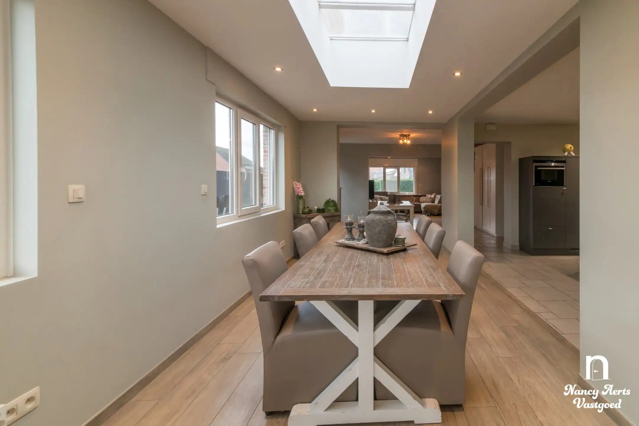 Lichtrijke gezinswoning met open zicht in Stal-Koersel foto 9