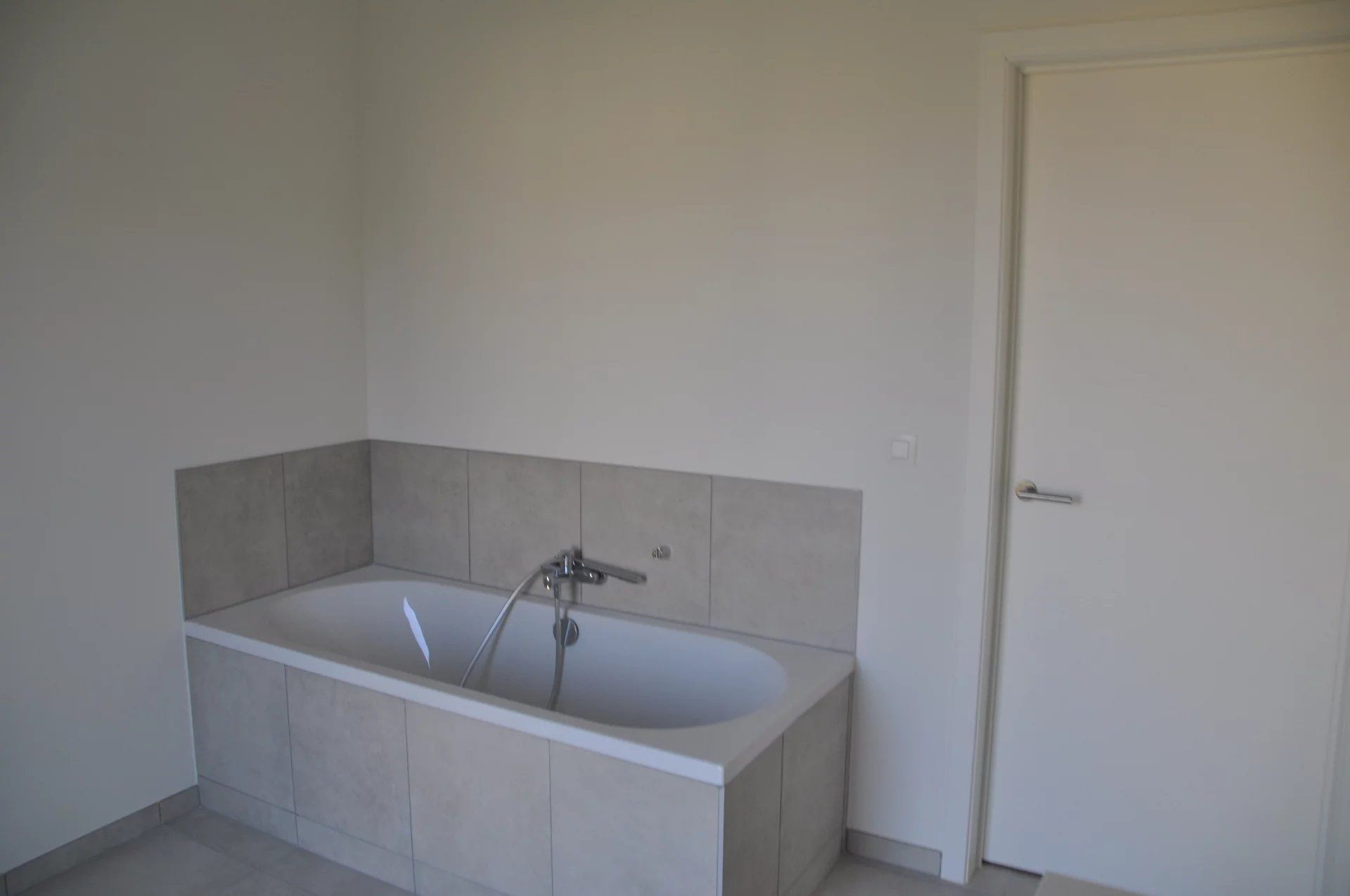 ENERGIEZUINIGE NIEUWBOUWWONING VAN 147M² MET 3 SLPK NABIJ HASSELT CENTRUM foto 17
