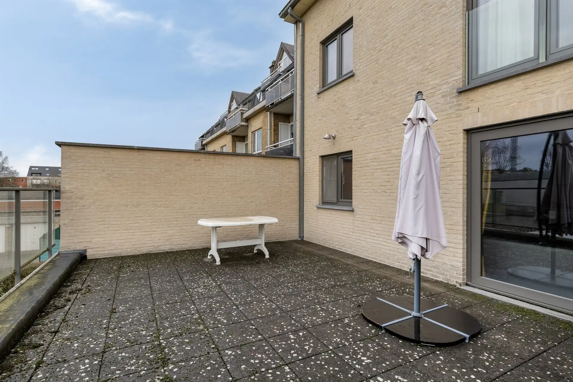 Appartement met ruim Zuidwest georiënteerd terras foto 5