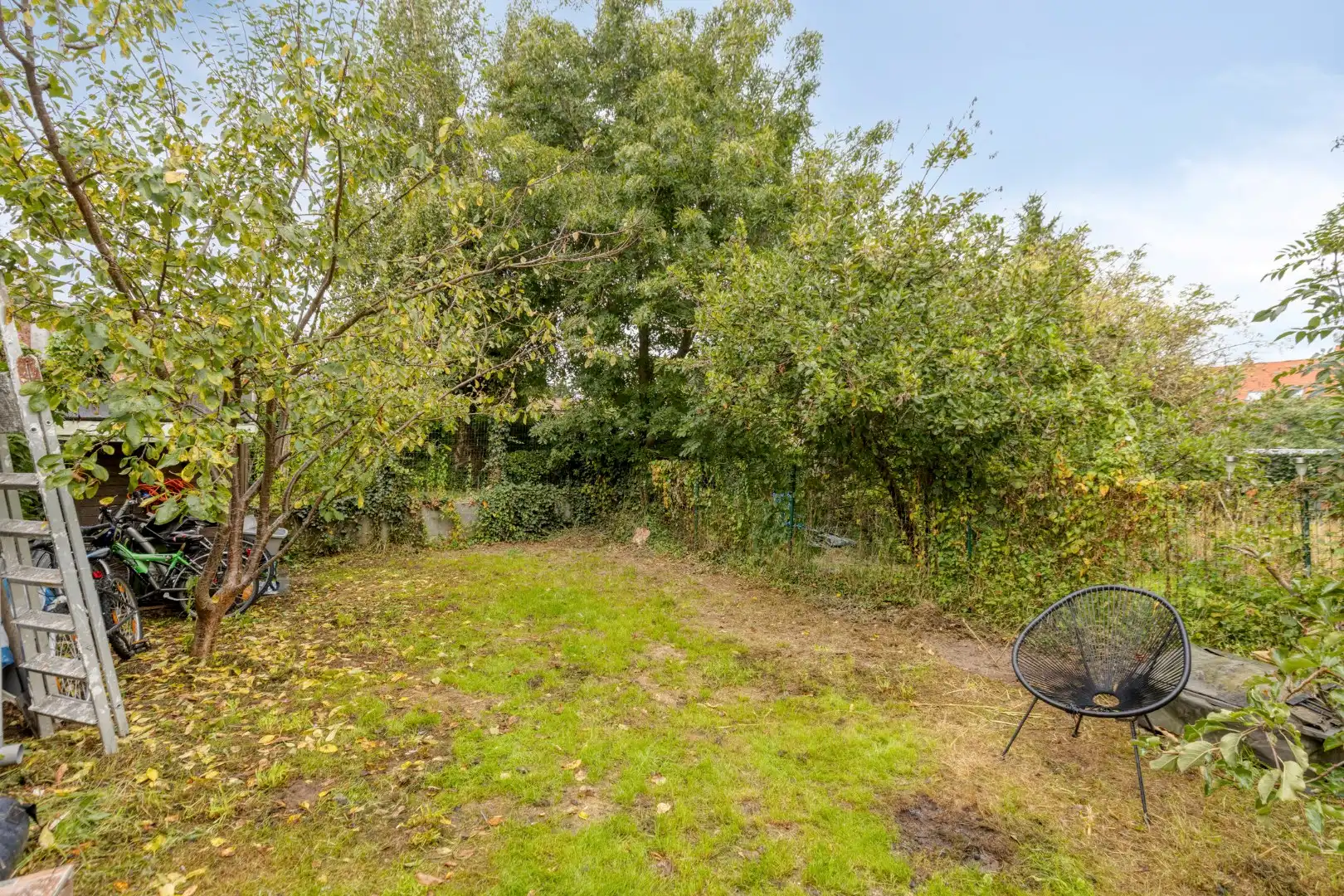 Rustig gelegen rijwoning met 3 slaapkamers en tuin foto 15
