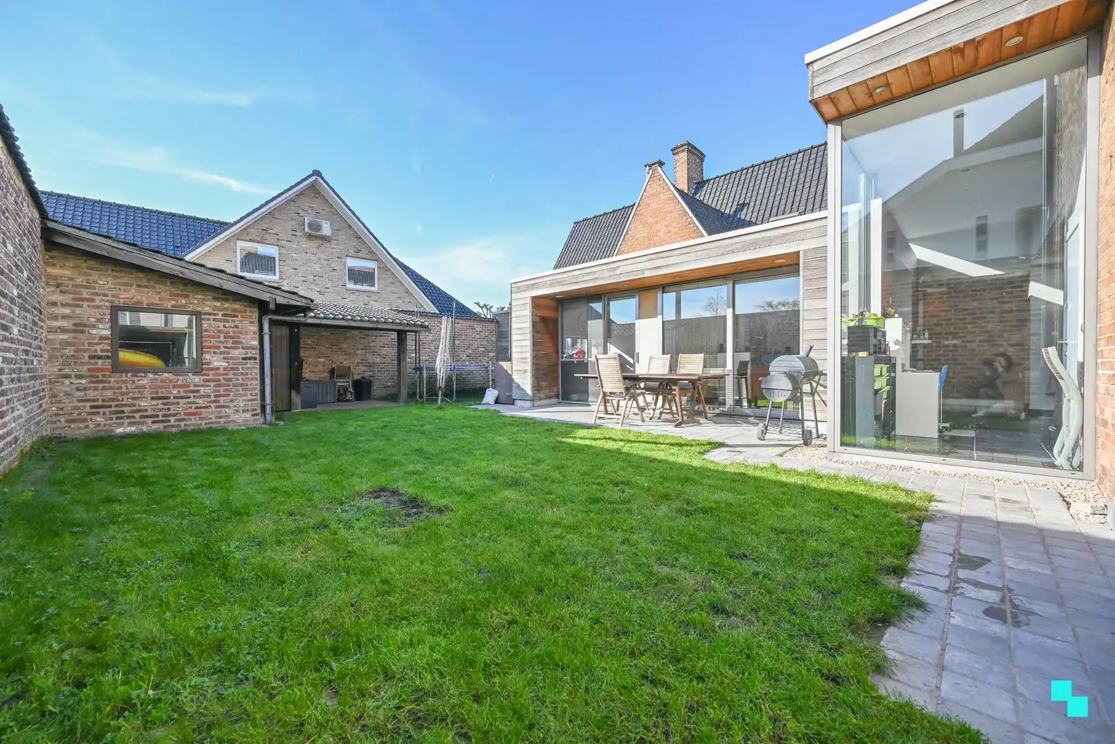 Riante handelswoonst in Waregem foto 25