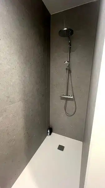 Recent magazijn te huur langs E40 in Erembodegem foto 12