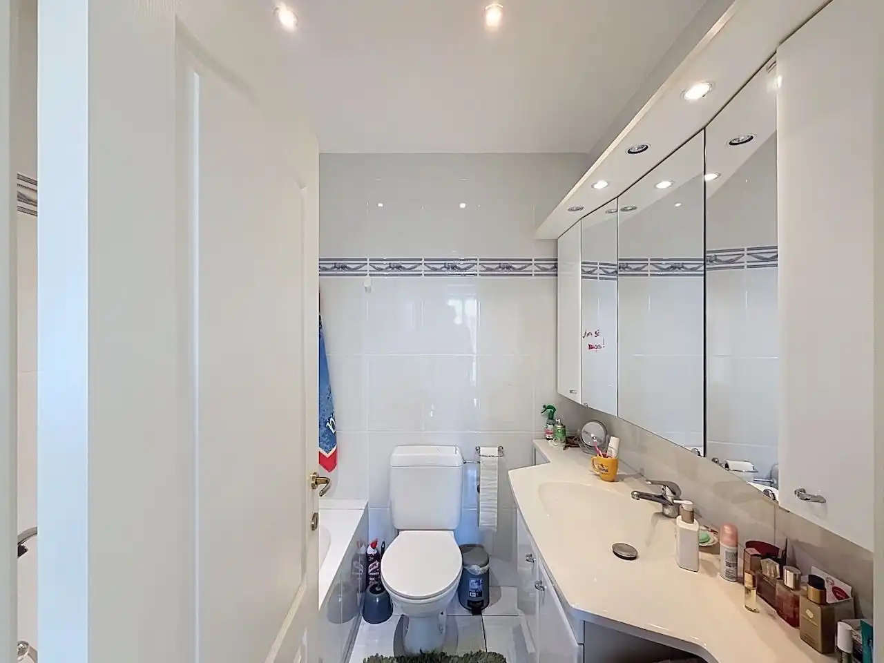 Verzorgd appartement met open zicht op het Willemspark foto 17