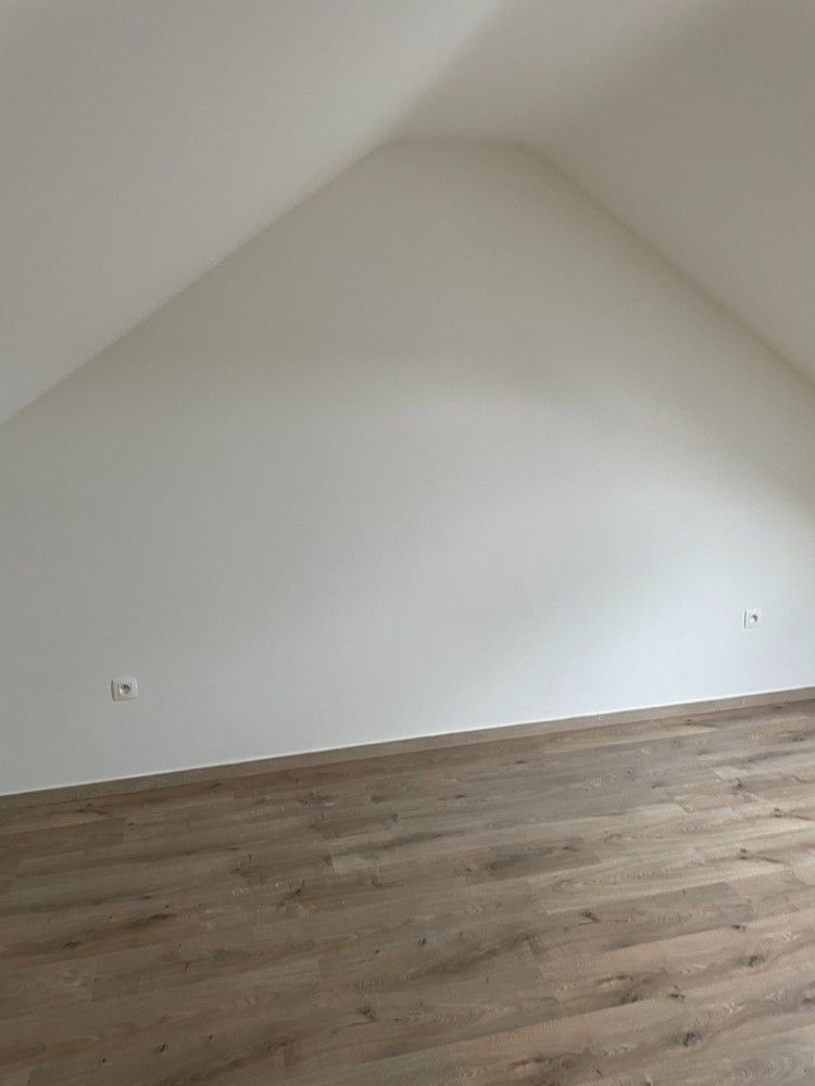 Mooi recent duplex appartement te huur met 3 slaapkamers. foto 24