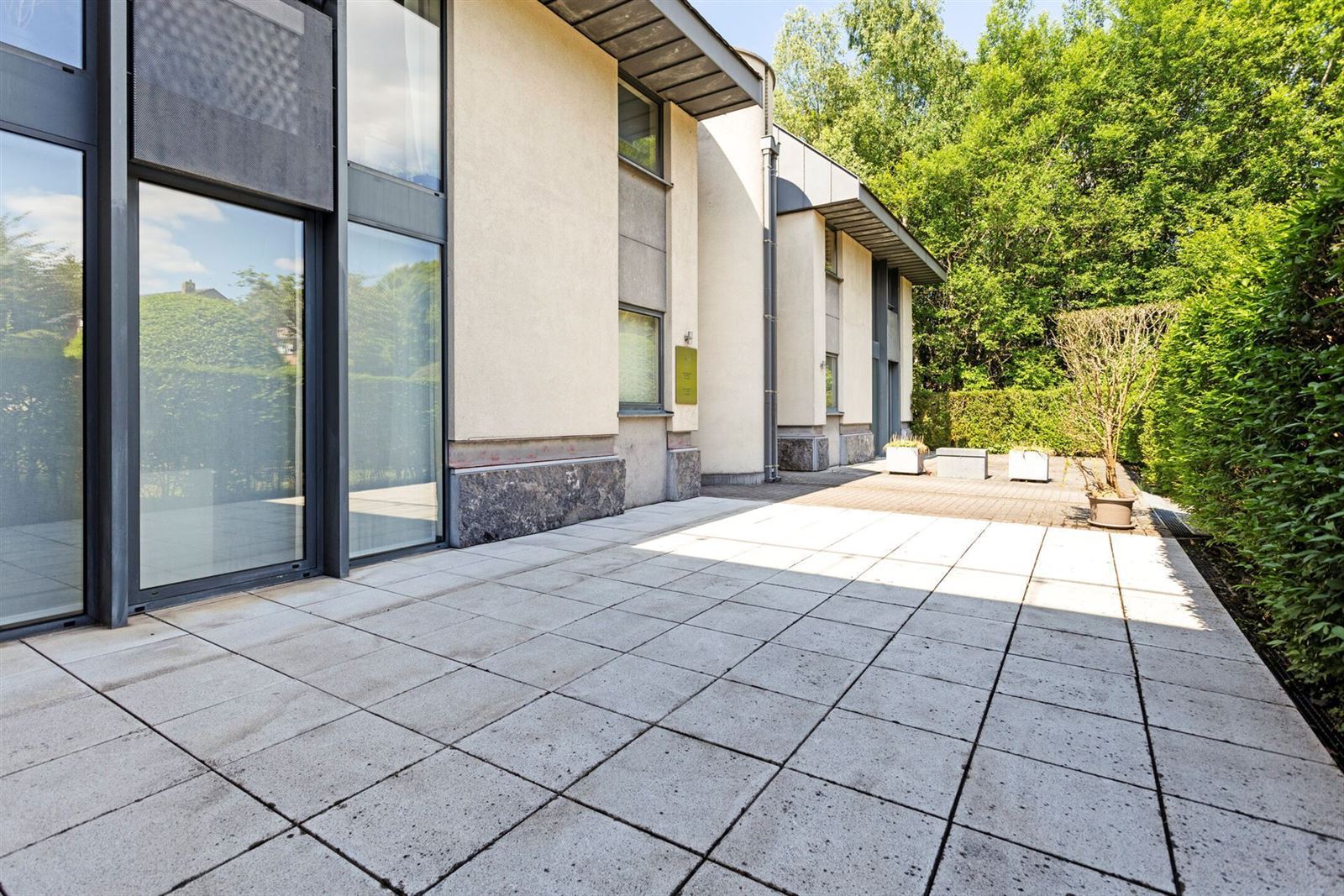 Gelijkvloers appertement (label B) met 4 staanplaatsen en ruim terras  foto 23