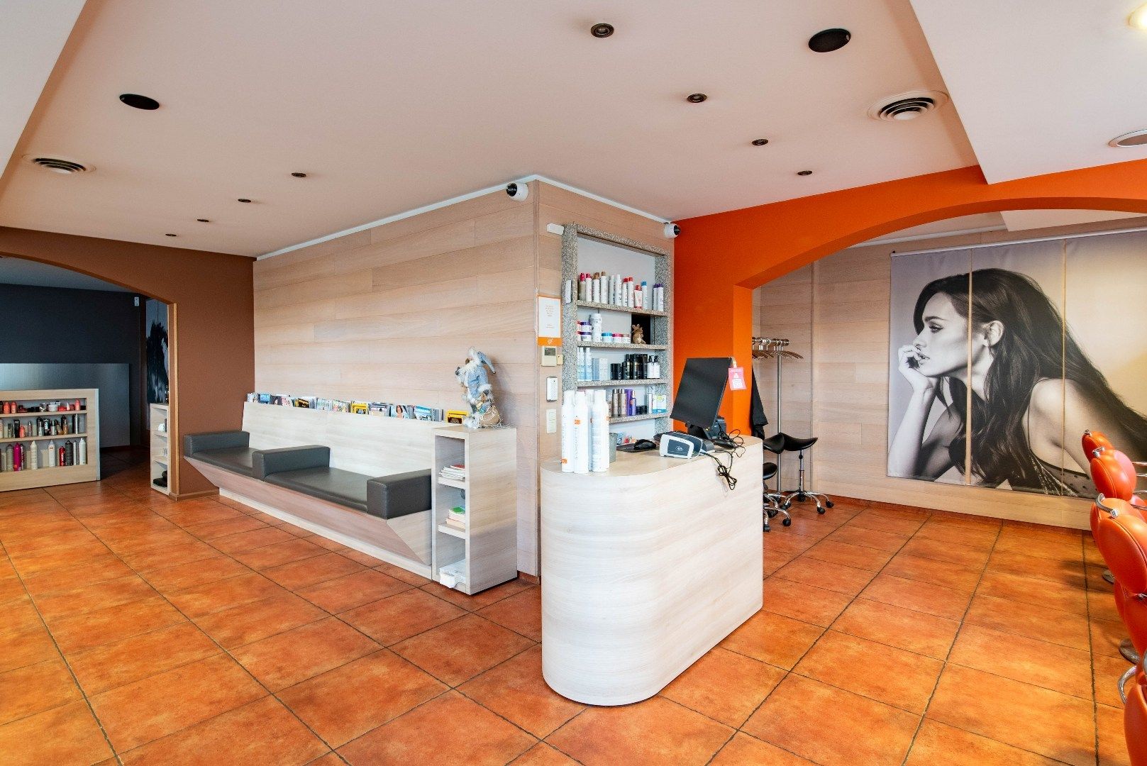 Uitzonderlijk hoekpand te Wilrijk foto 3