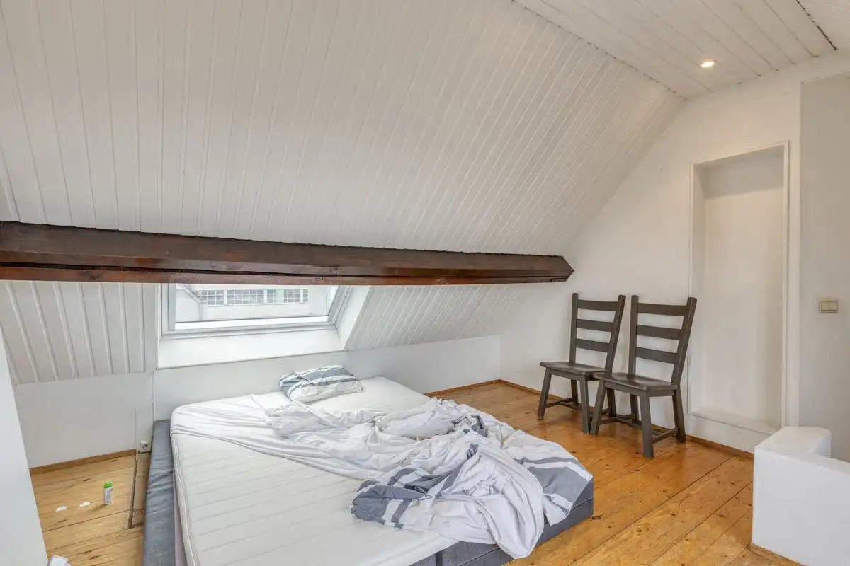 Appartement te koop aan het Hessenplein in Antwerpen foto 10