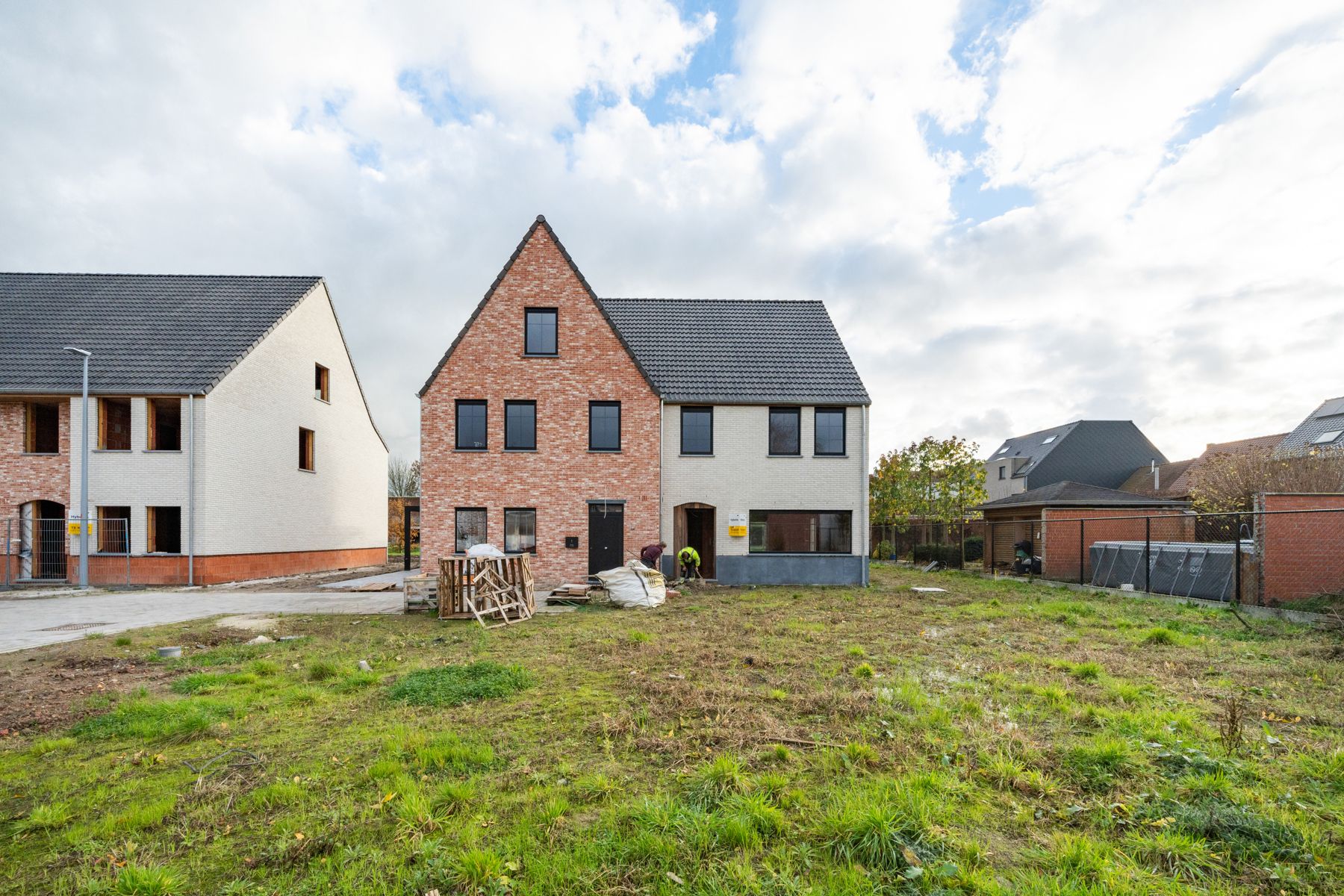 Landelijke, halfopen woning foto 8