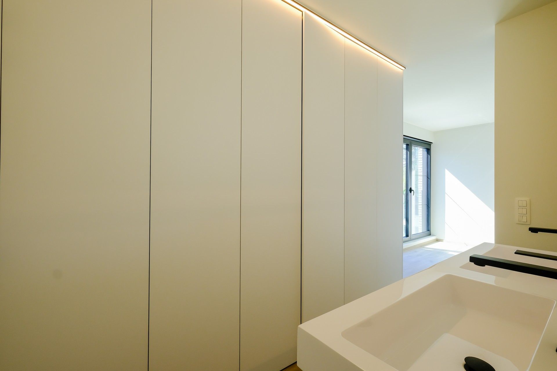 Luxueus appartement van 100 m² met ruim terras van 19 m² foto 14