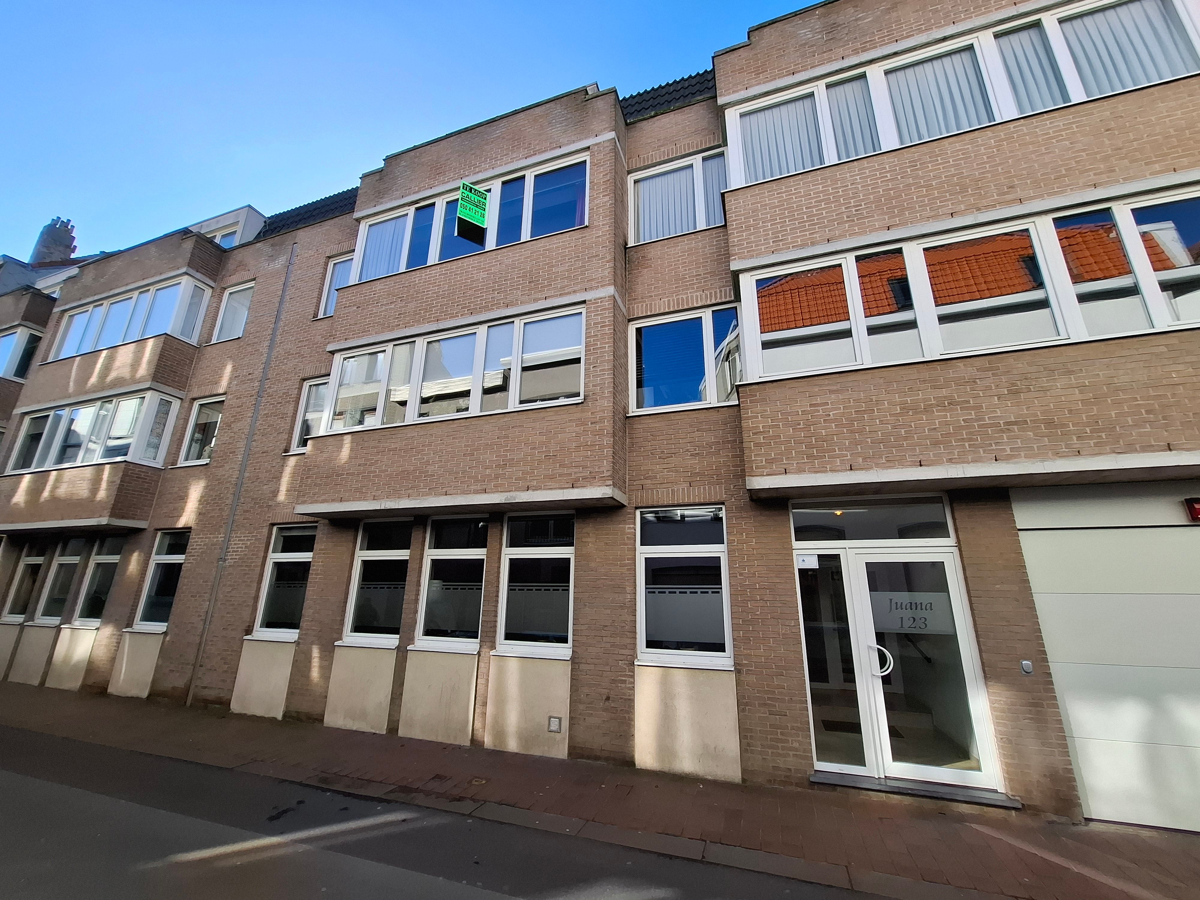 Ruim 2-slaapkamerappartement in het centrum van Blankenberge foto 8