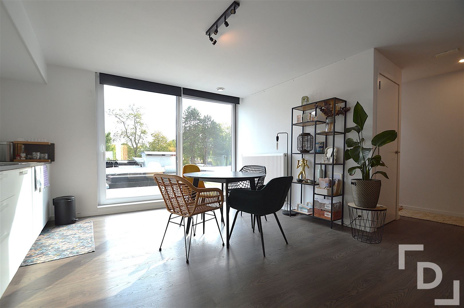 Ruim duplex-appartement te huur in Ieper foto 3