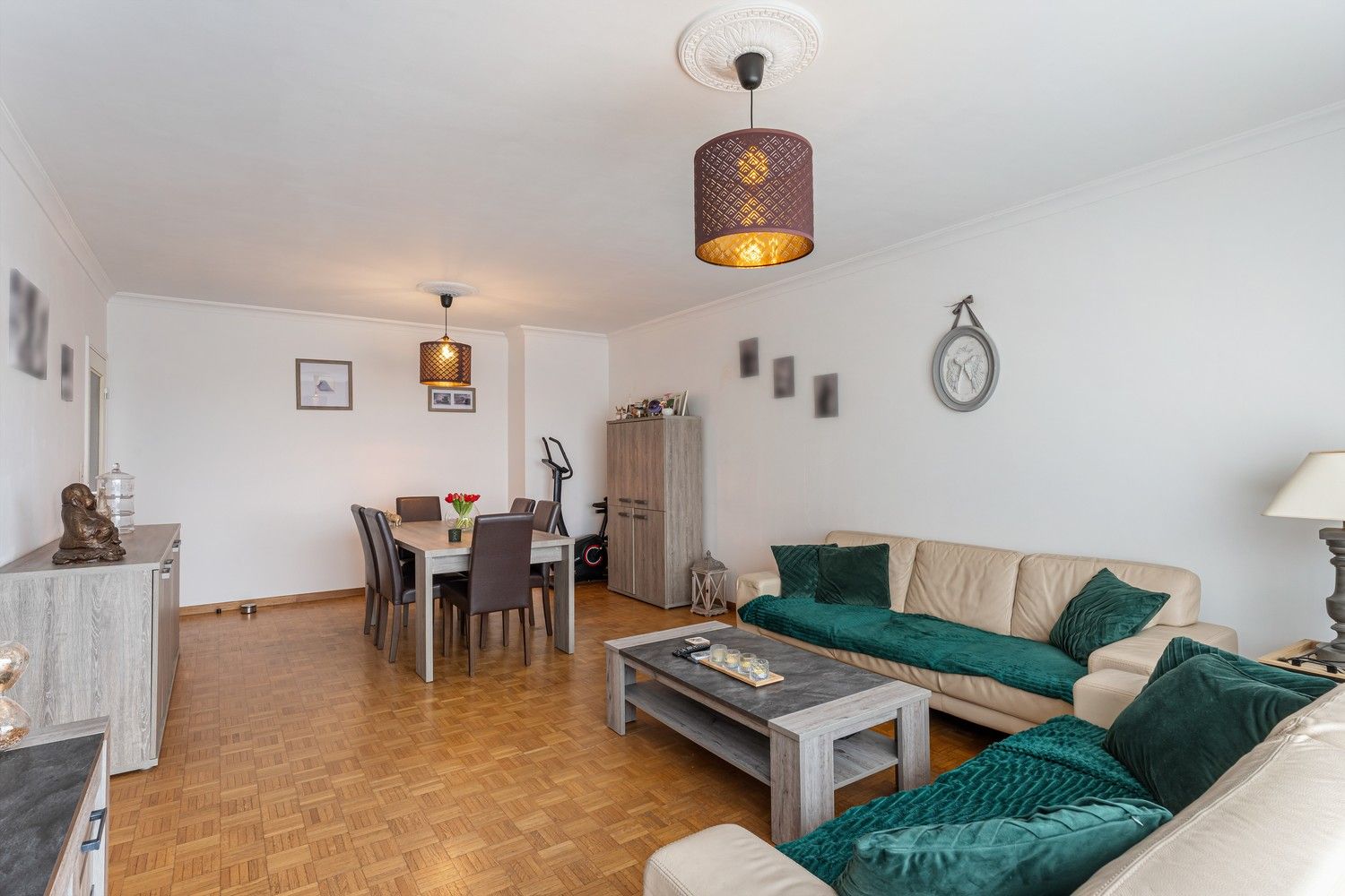 Centraal gelegen appartement met 2 slaapkamers, kelder en een autostaanplaats foto 5