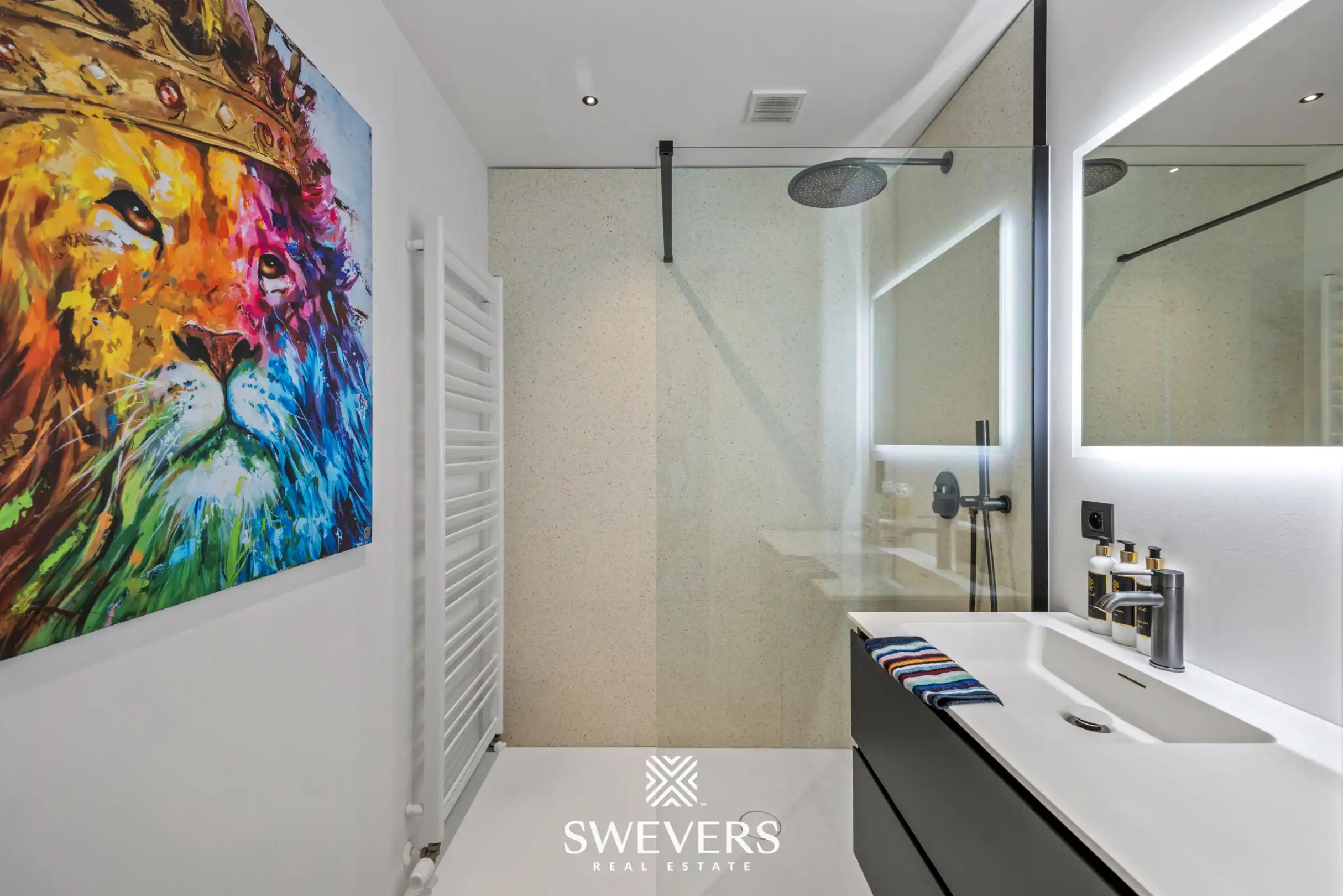 Luxueus appartement met zicht op het kanaal en ruim terras op zuidzicht in Hasselt foto 17