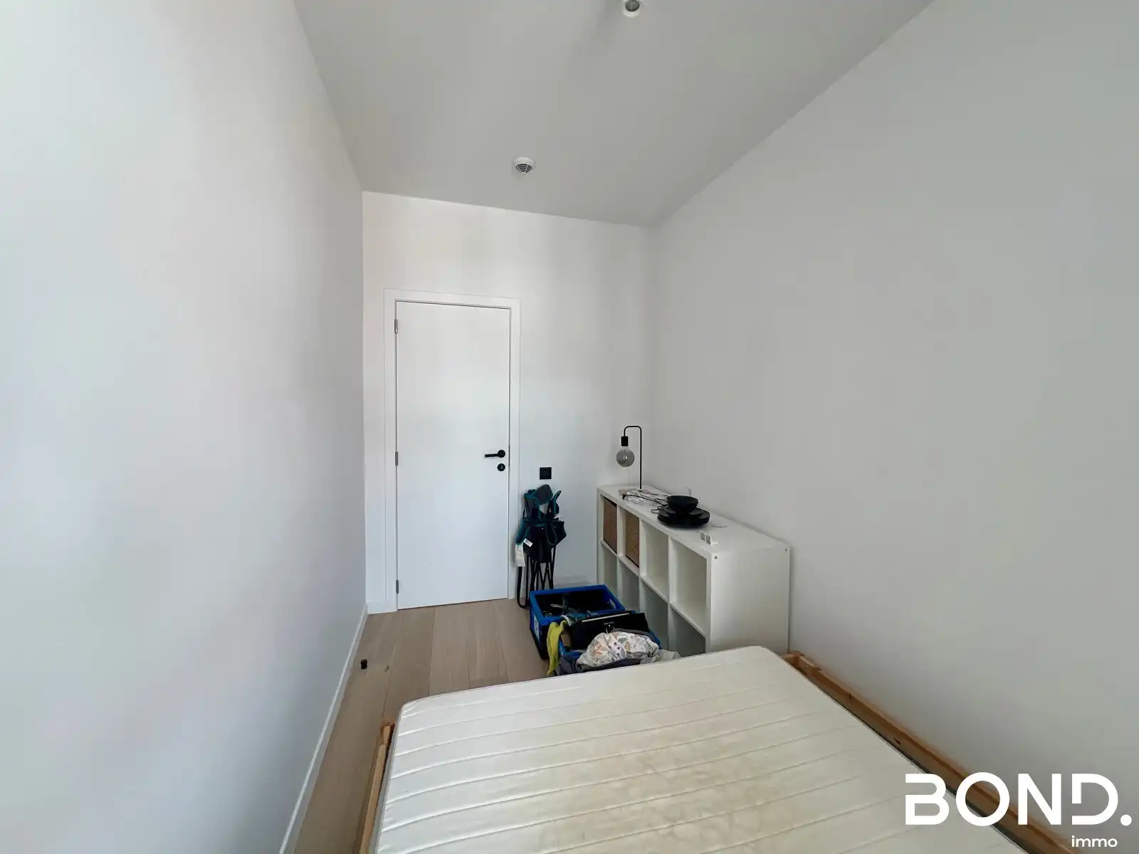 Gerenoveerd twee-slaapkamer studentenappartement te huur in hartje Leuven foto 12