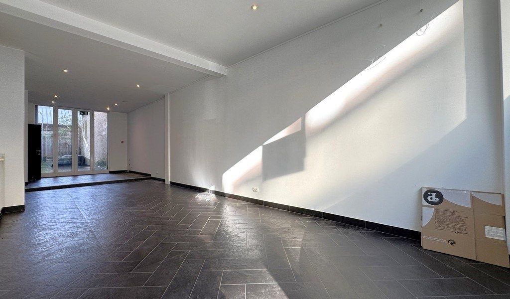 Kantoorruimte te huur op zichtlocatie langs N155 te Berchem foto 12