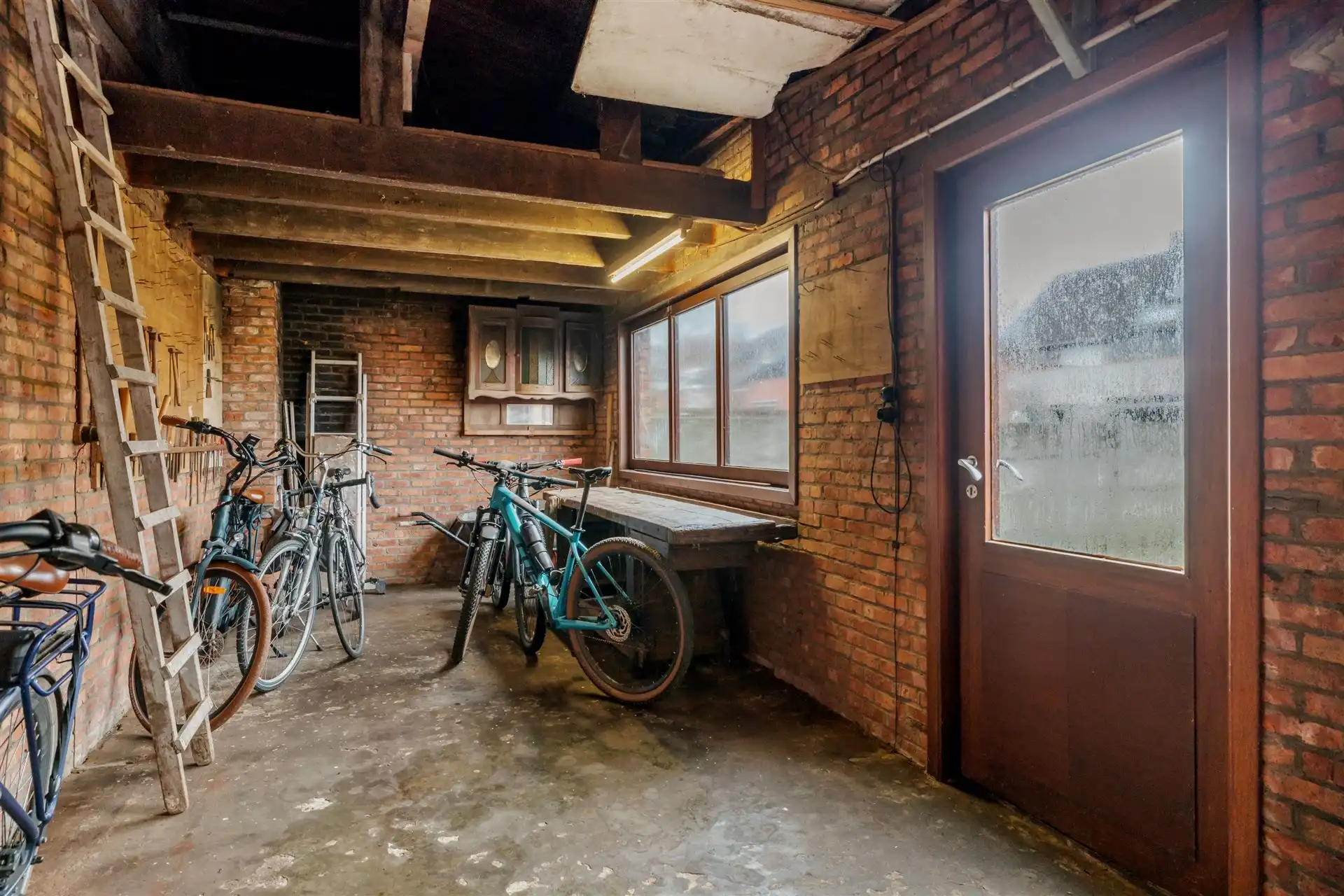 Instapklare gezinswoning met bijgebouwen op 520m² foto 25