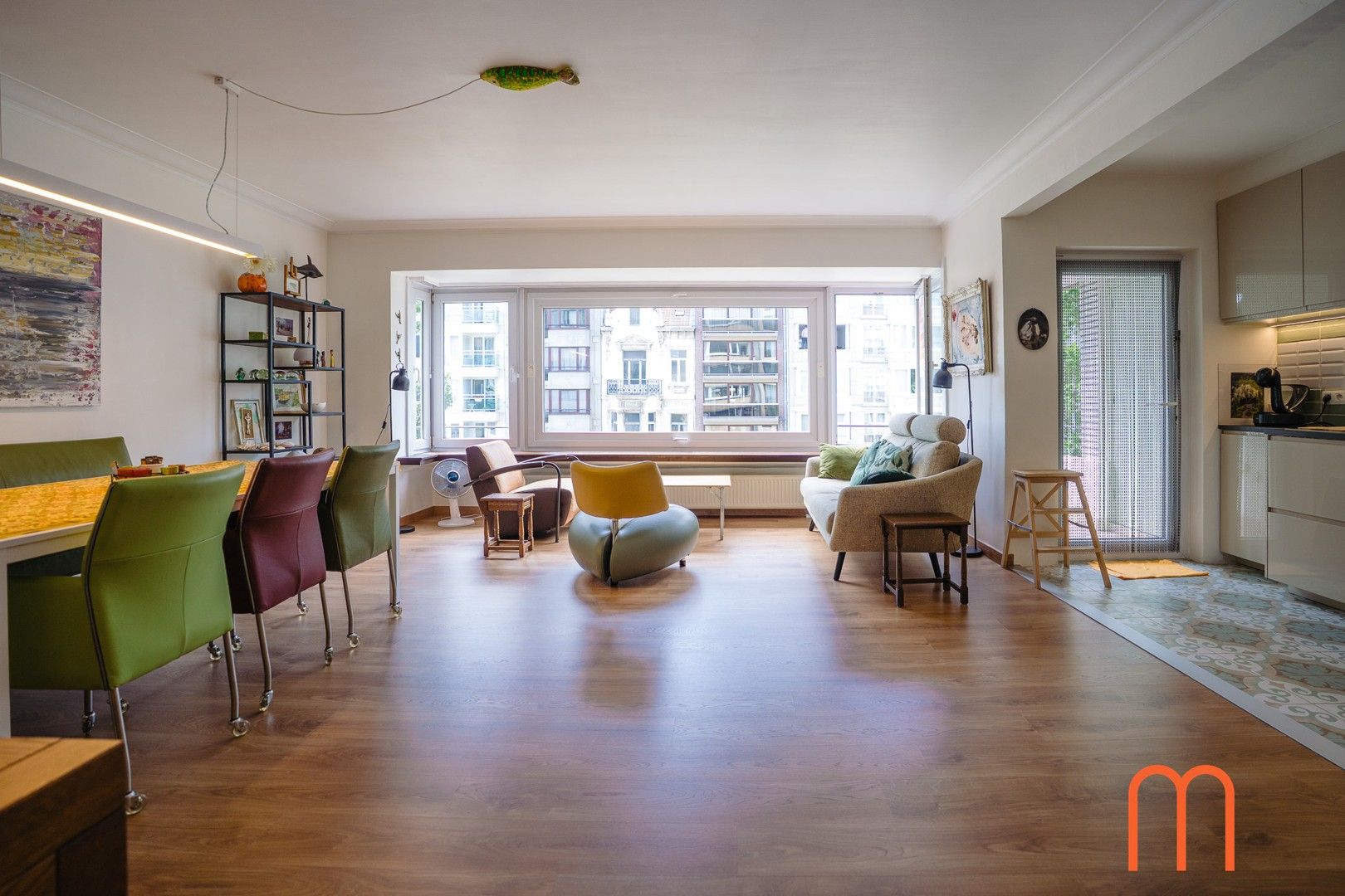 Instapklaar, vernieuwd appartement met 2 slaapkamers te koop, Residentie “Bolzano”. foto 2