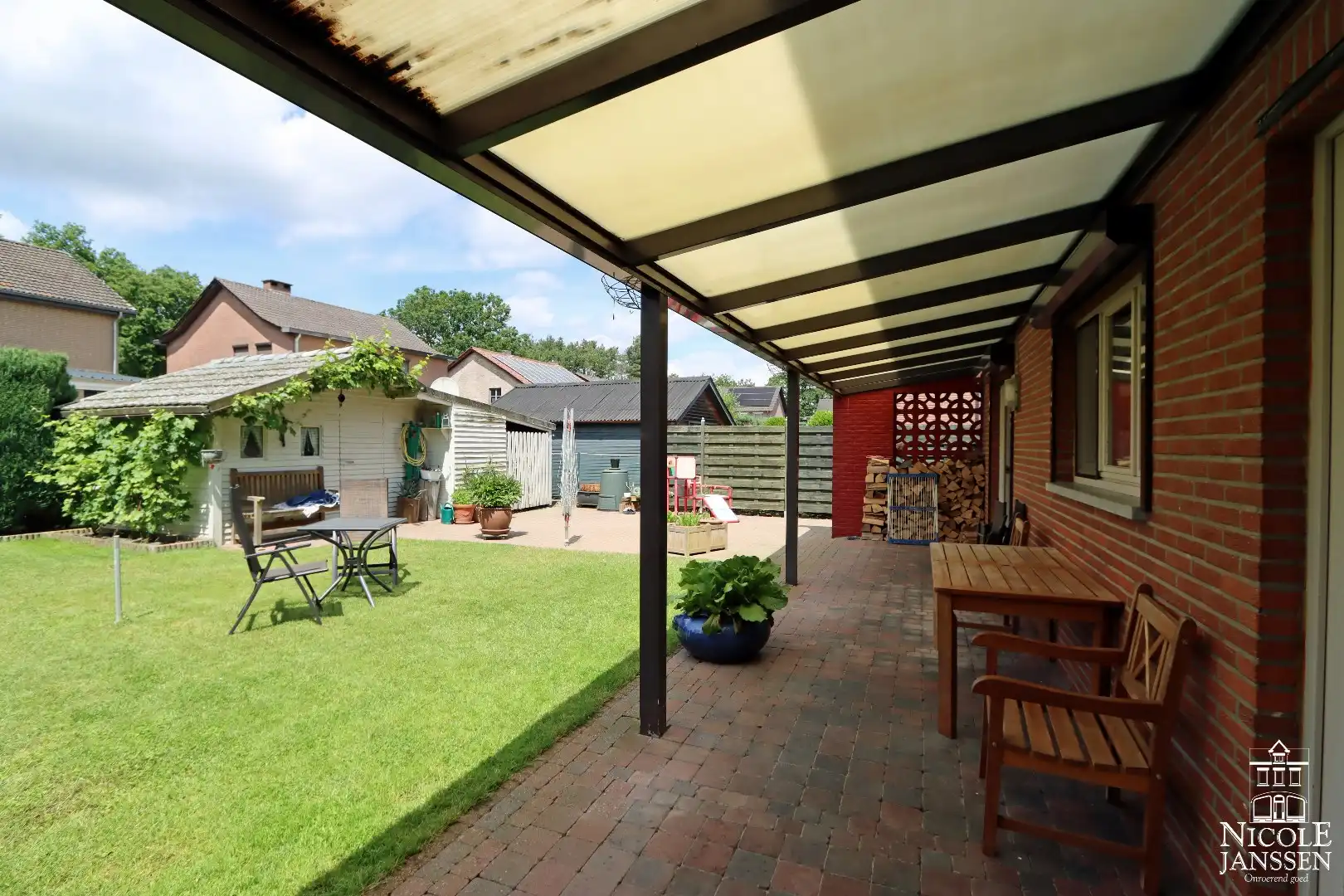 Energiezuinige instapklare woning met garage en tuin foto 22