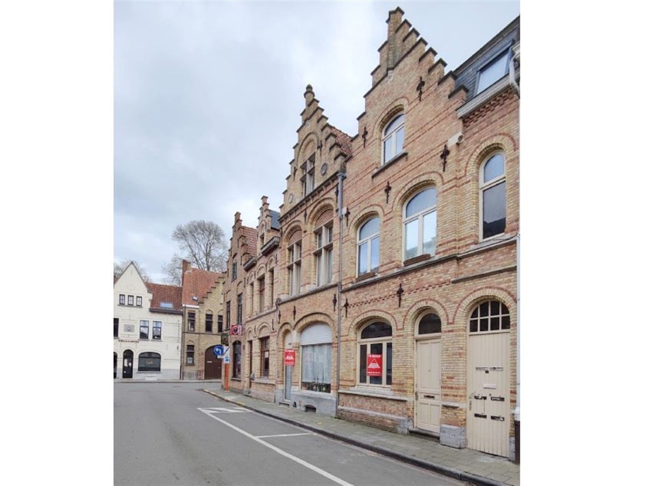 Huis te koop xxxINW-Derveaux-Korte Torhoutstraat 28-30 - 8900 IEPER