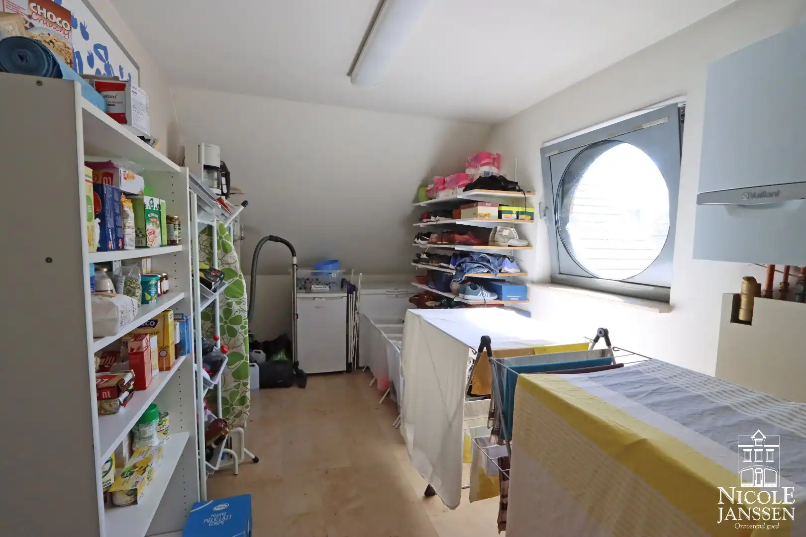 Zeer ruim duplex-appartement foto 17