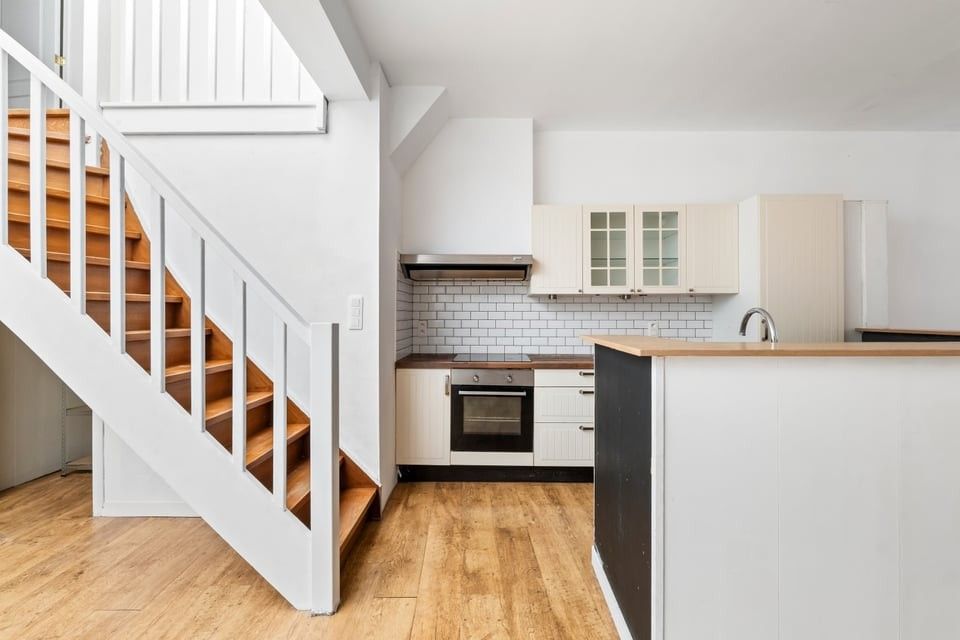 CHARMANTE, INSTAPKLARE STADSWONING MET 4 SLAAPKAMERS IN HARTJE TONGEREN foto 9