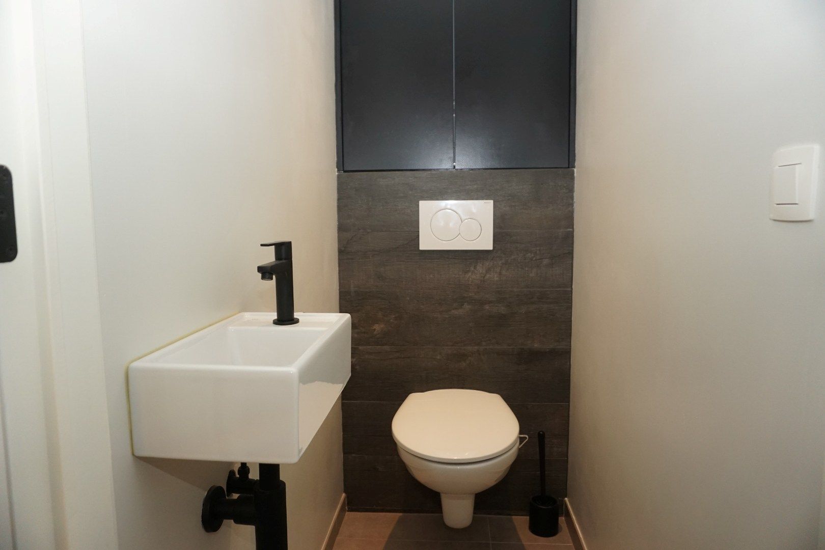 NIEUWBOUWAPPARTEMENT MET 2 SLAAPKAMERS EN AUTOSTAANPLAATS NABIJ PETIT PARIS foto 10