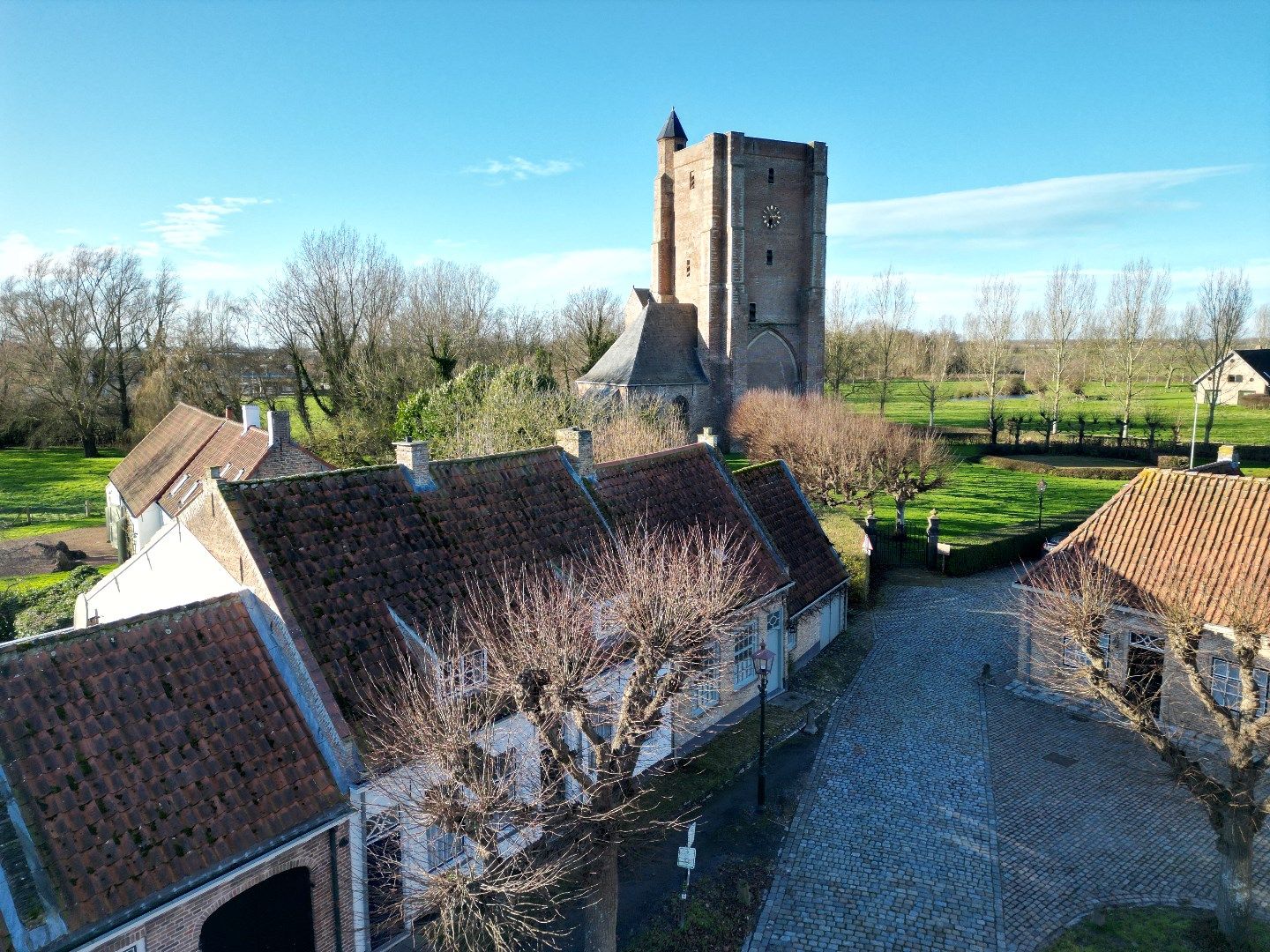 Charmante tussenwoning aan het Marktplein – wonen in historisch St. Anna ter Muiden foto 28