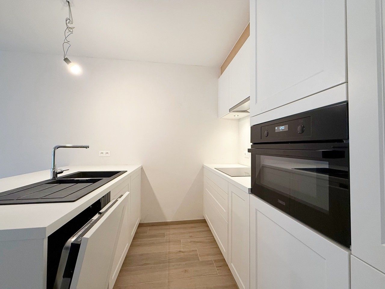 Recent appartement in centrum Oostende foto 8