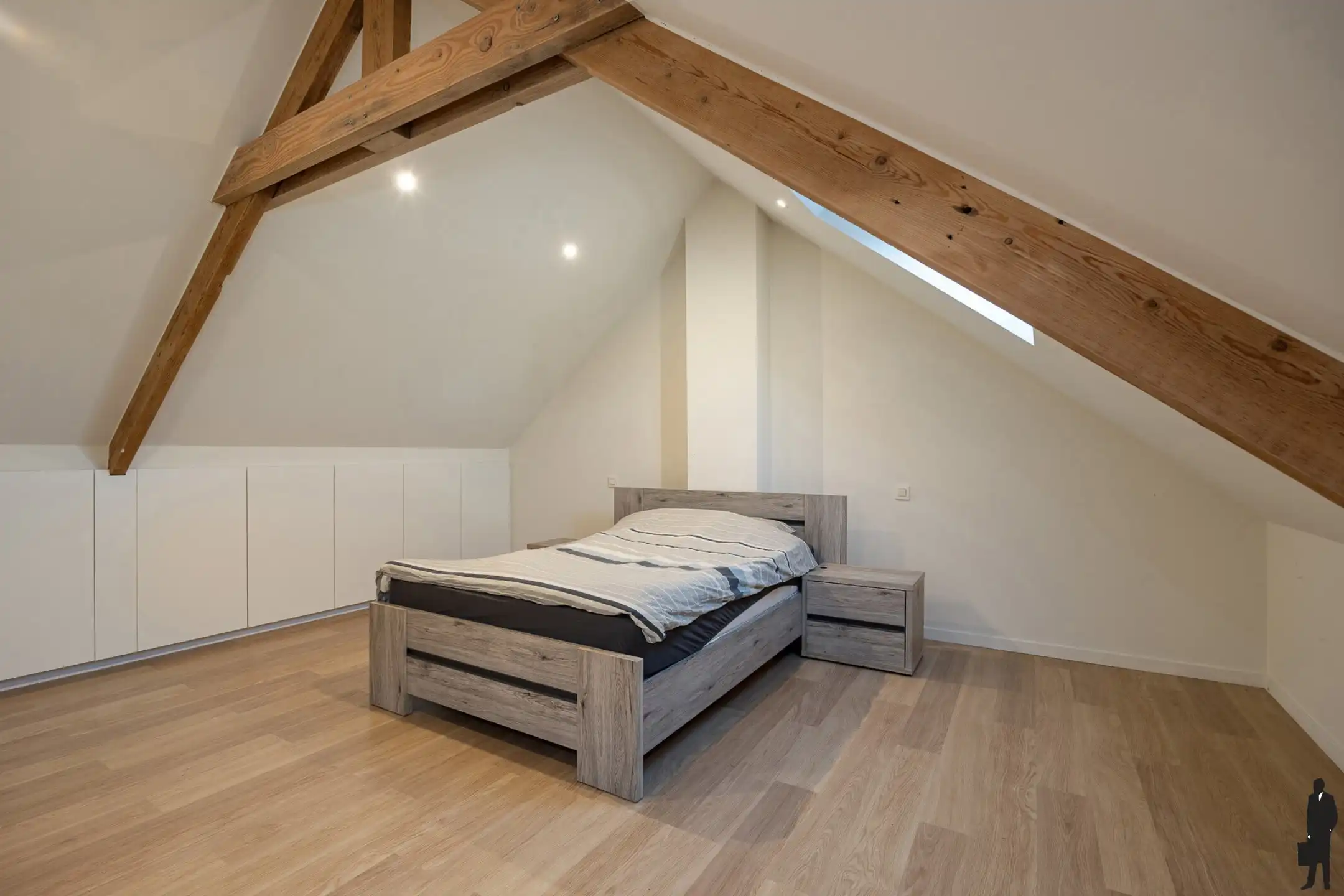 Volledig gerenoveerde gezinswoning met 3 slpk en tuin foto 14