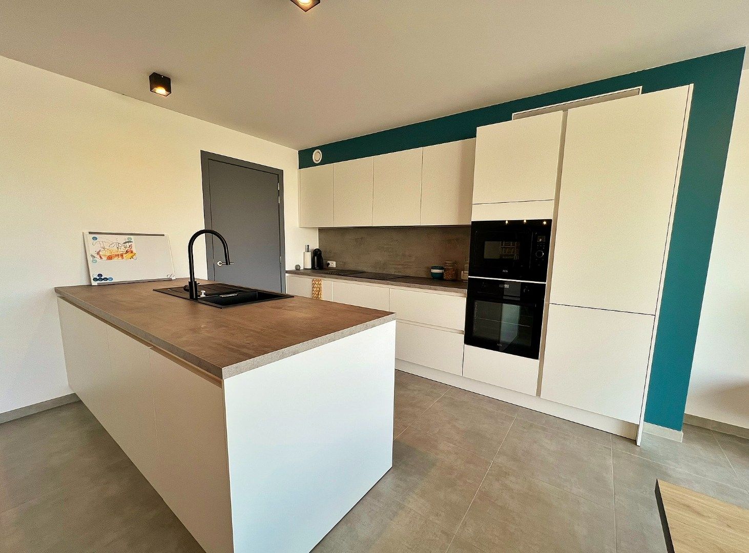 Nieuwbouwappartement met 2 slaapkamers, terras en autostaanplaats foto 5