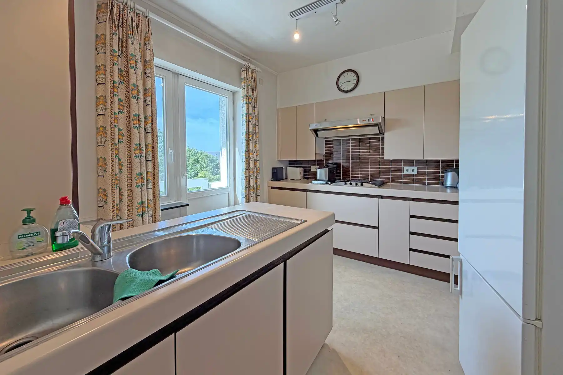 Te renoveren appartement aan het Zegemeer te Knokke foto 13