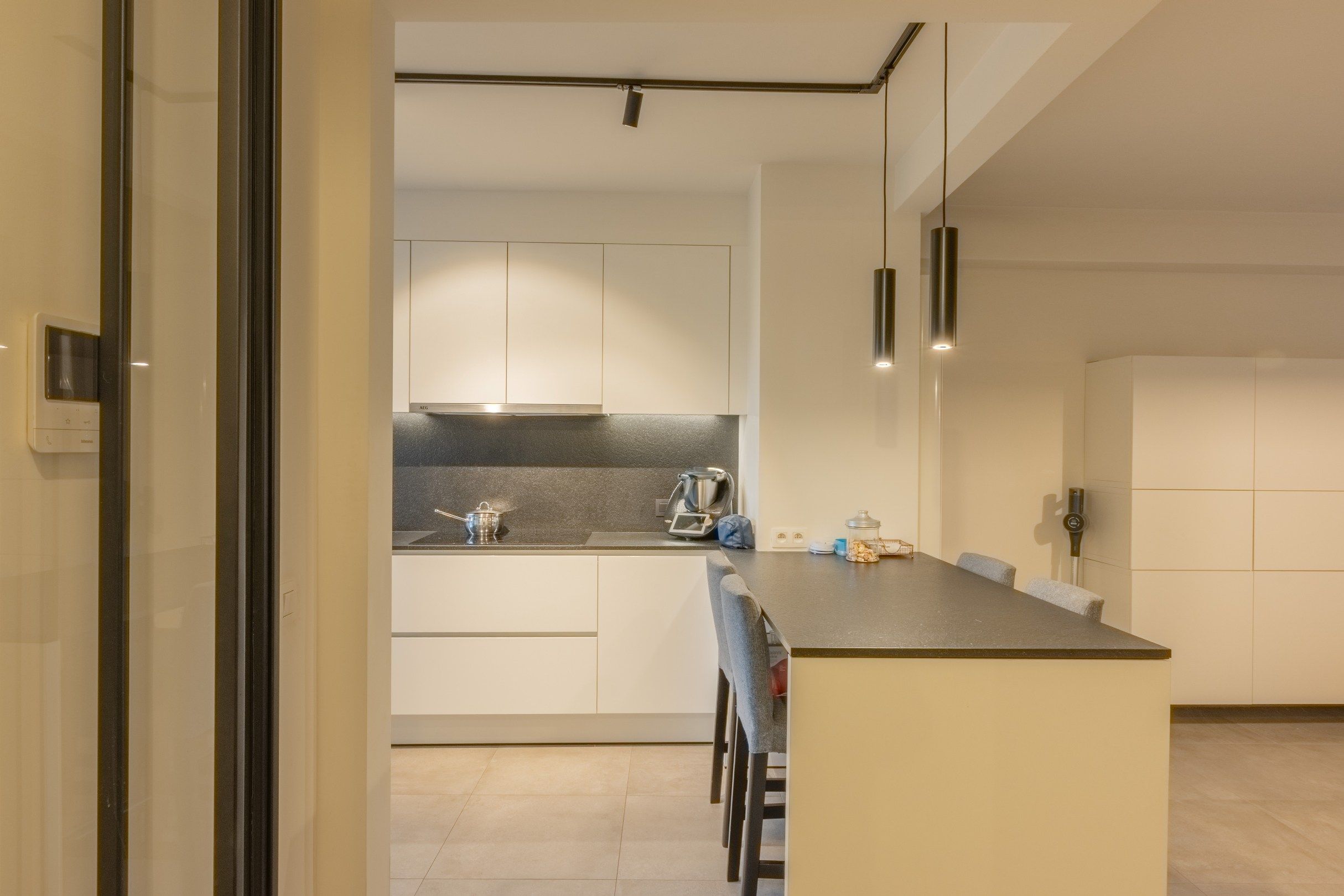 Appartement met 3 slaapkamers op toplocatie Brugge foto 9