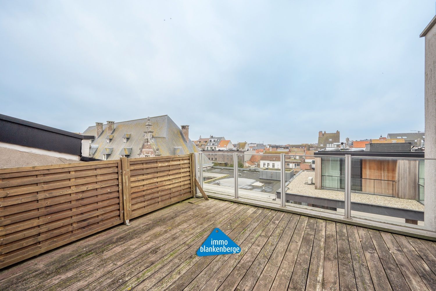 Lichtrijk hoekappartement met open zicht in het centrum van Blankenberge foto 10