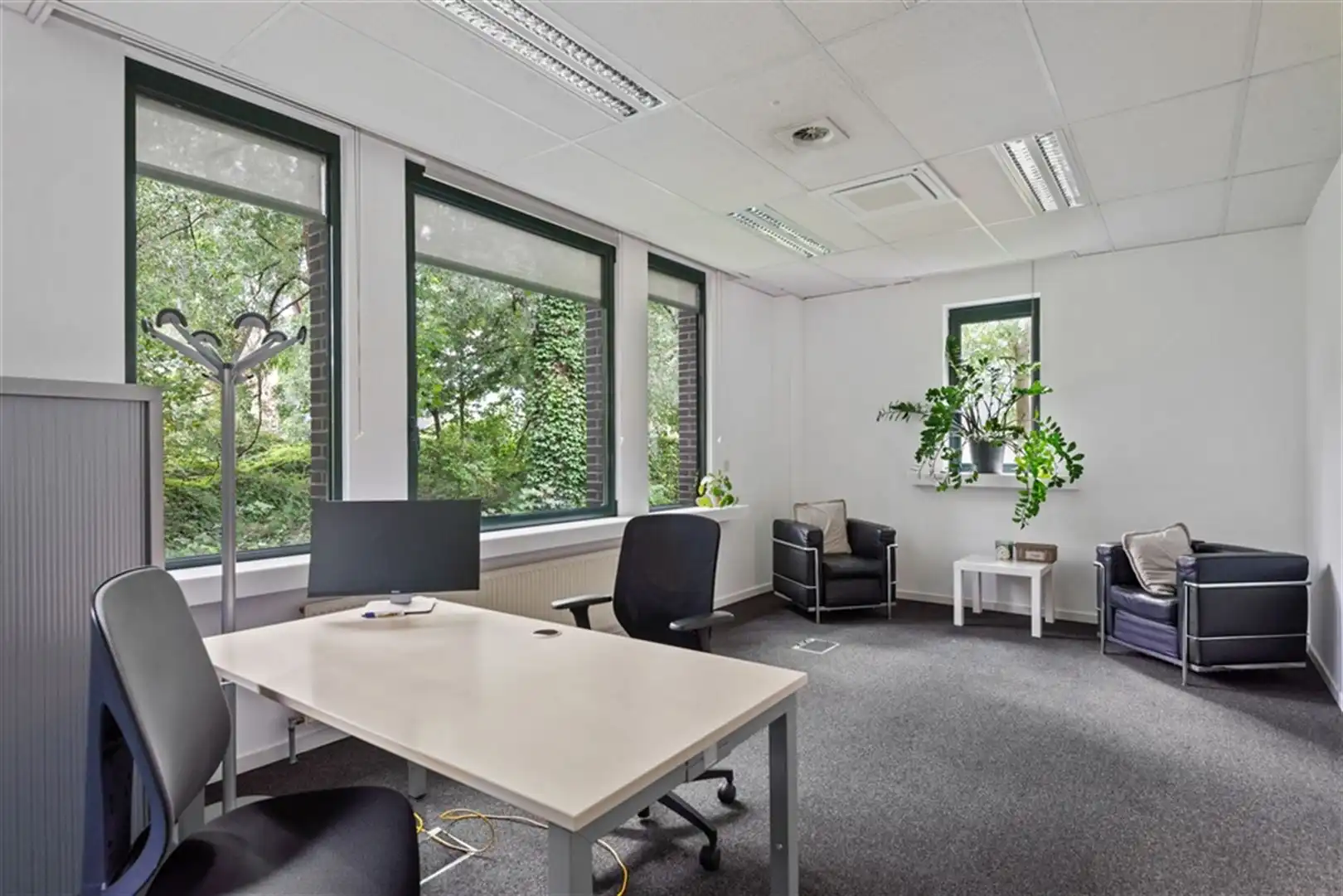 Instapklaar kantoor gelegen in Kontich foto 11