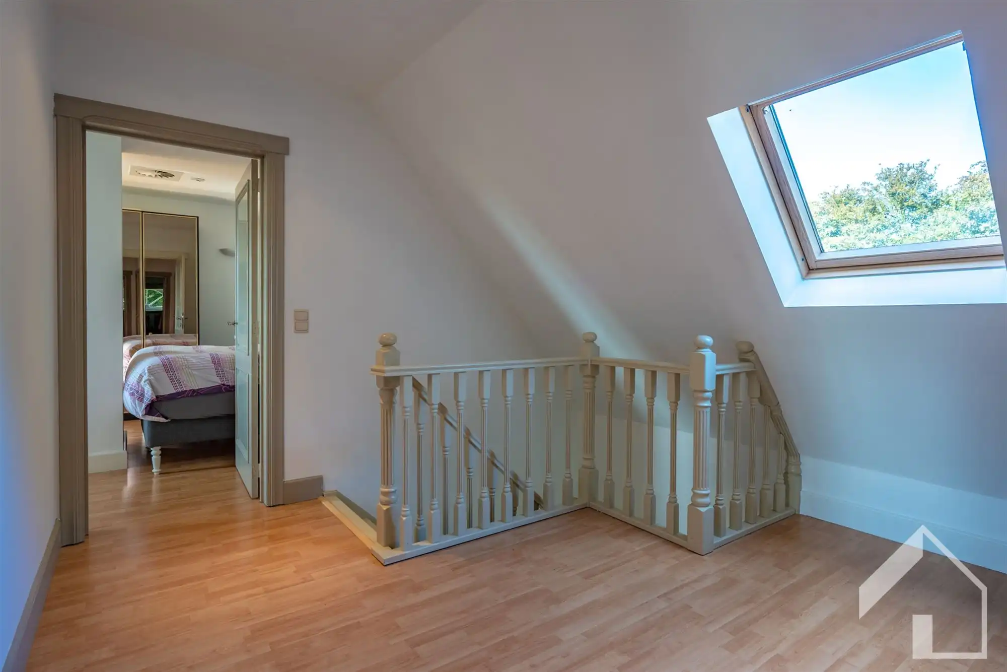 Exclusieve villa met loods, prachtige tuin en topafwerking op ruim 7.400 m²  foto 31