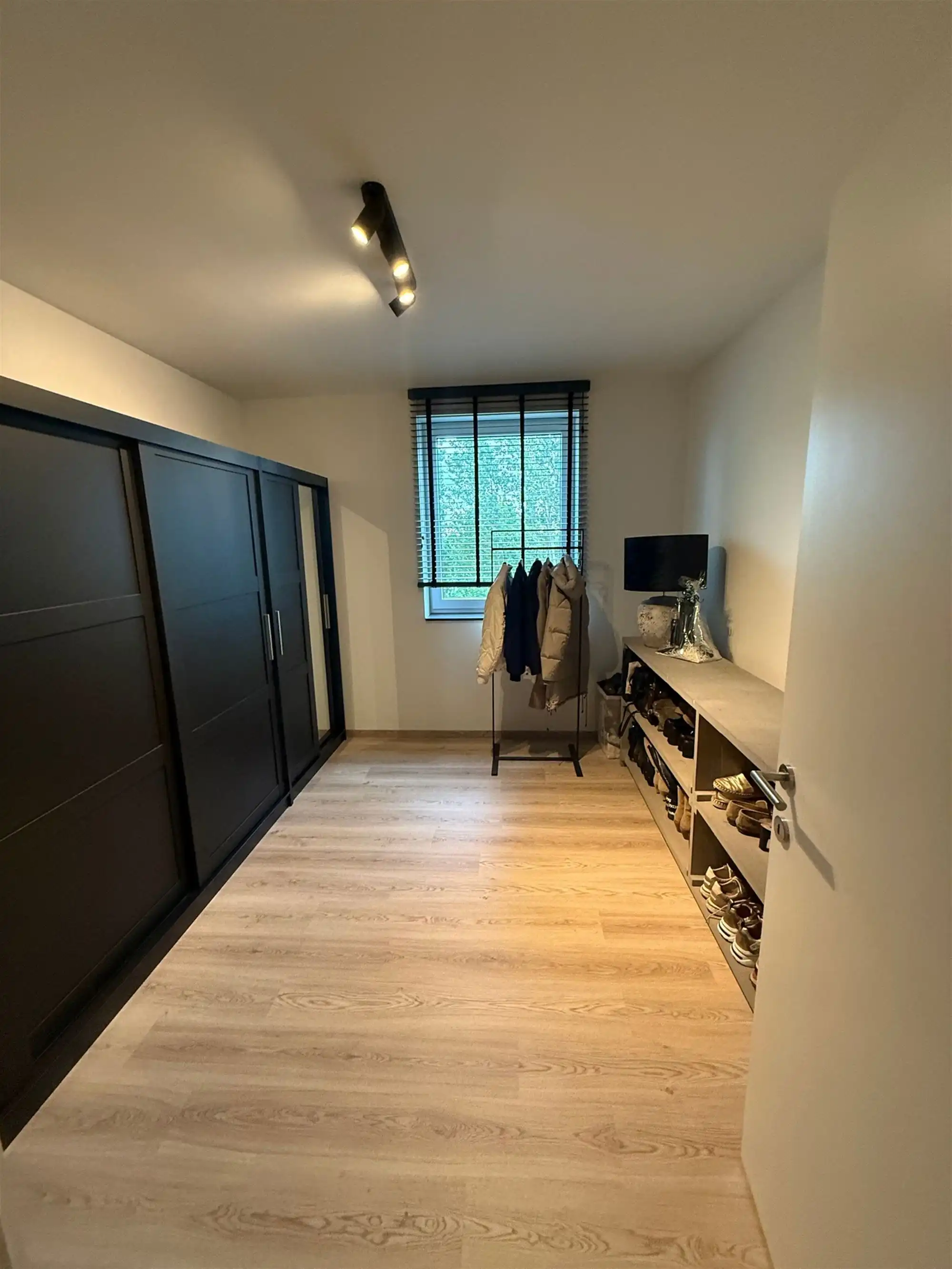 BEN nieuwbouwwoning met tuin, carport en bergzolder foto 16