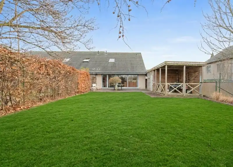 Torhout -  Instapklare woning op rustige locatie foto {{pictureIndex}}