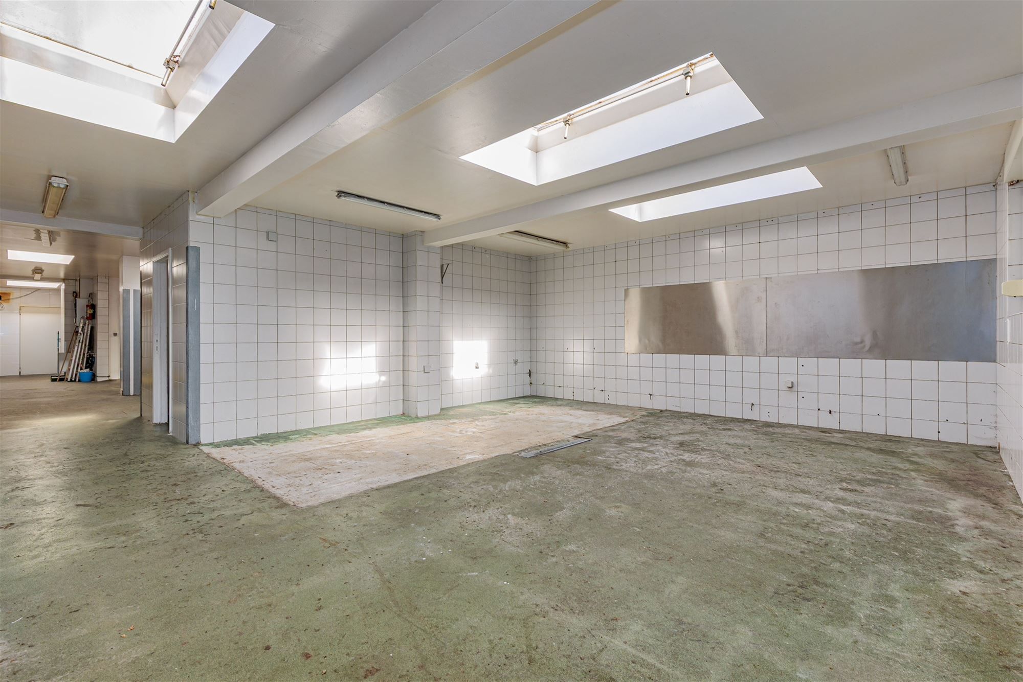 Handelsgelijkvloersca 180 m² met tuin van 70 m² foto 17