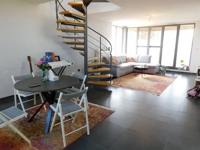 Ruim duplex appartement met 3 slpks en 2 badks foto 3