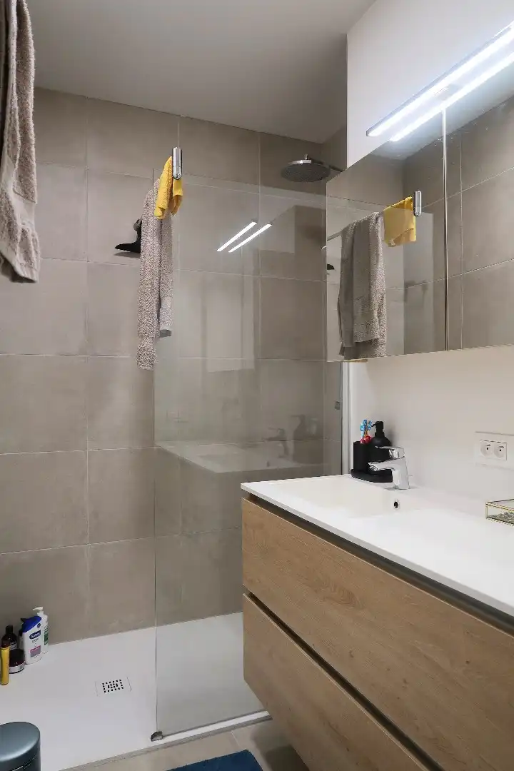 Nieuwbouwappartement met garagebox foto 9