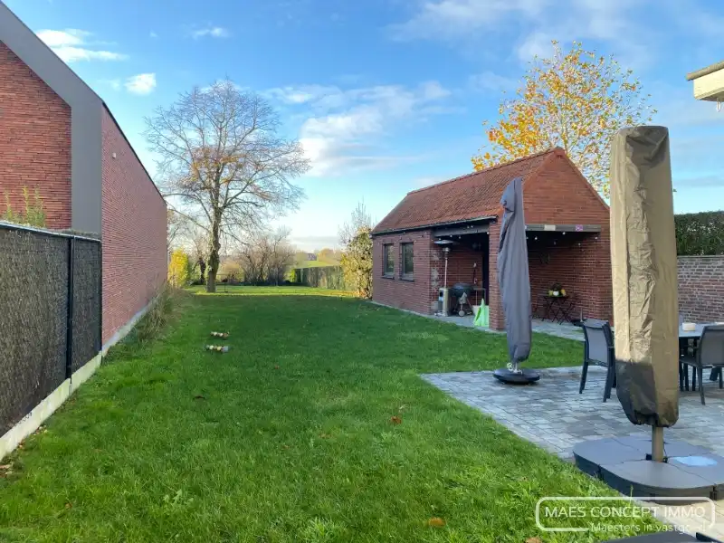 Prachtig gerenoveerde woning  te huur in Gijzelbrechtegem foto 19