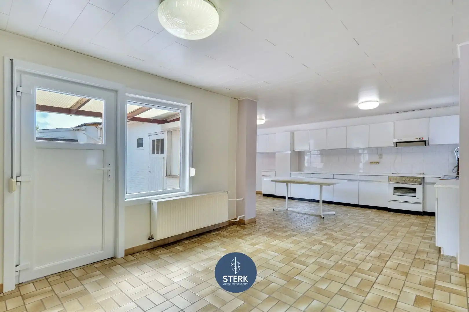 VERZORGDE GEZINSWONING OP EEN ONDERHOUDSVRIENDELIJK PERCEEL IN UIKHOVEN !  foto 9