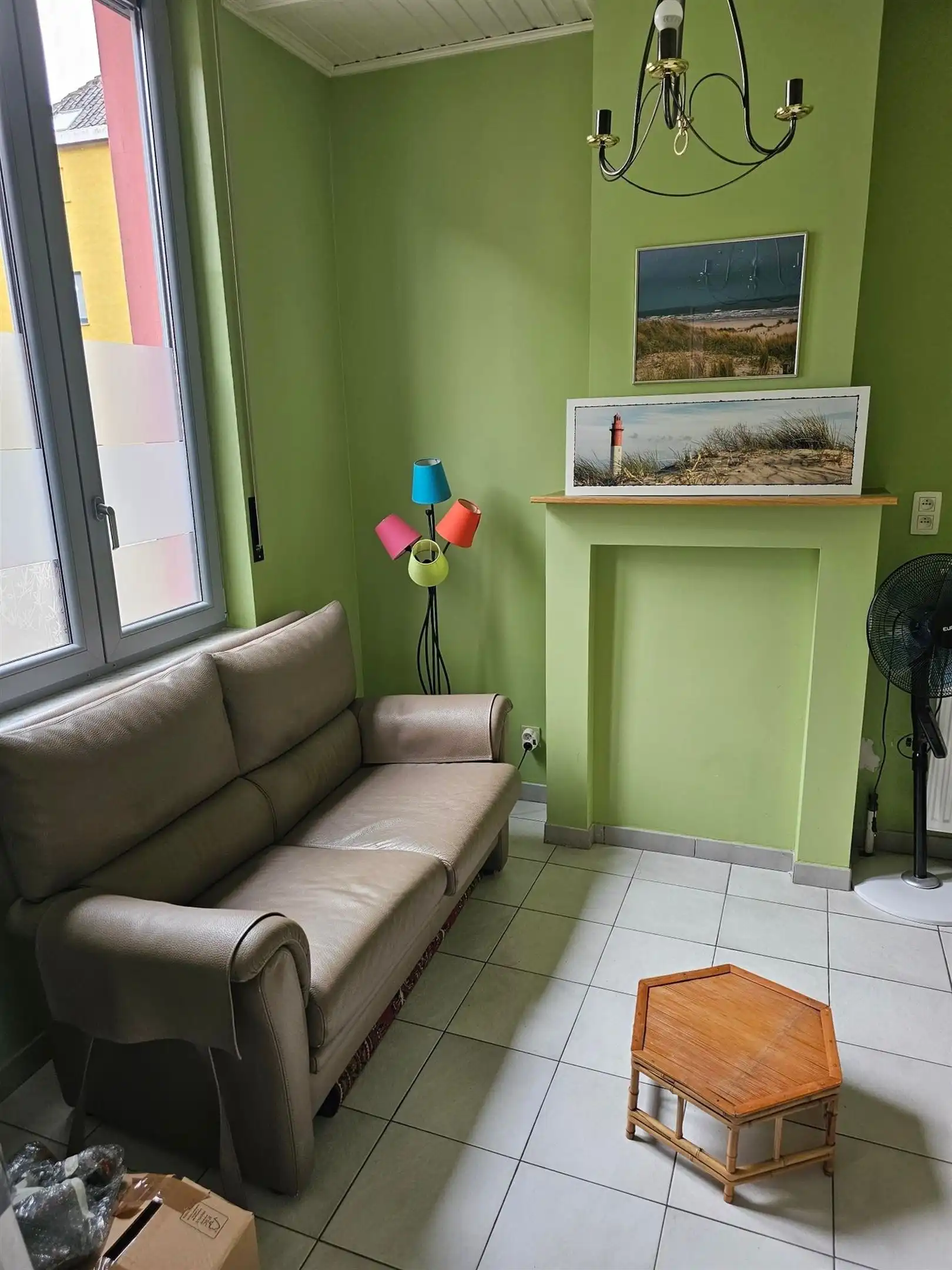 Rustig gelegen starters -of investeringswoning met zonnige koer en 3 slaapkamers. foto 3