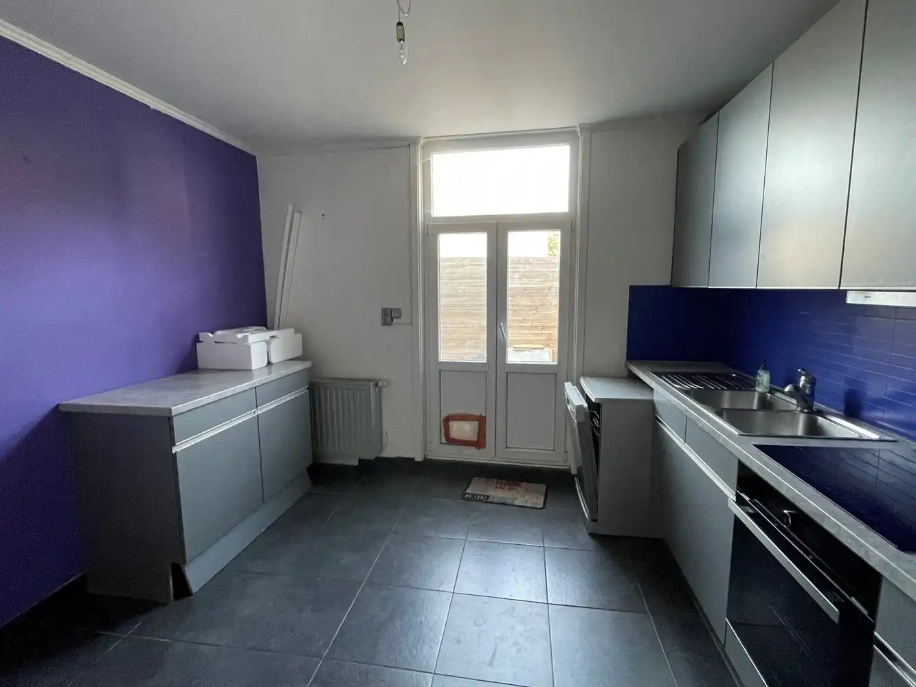 Gebouw met gemengd gebruik, handelspand + woonst, ideaal gelegen foto 5