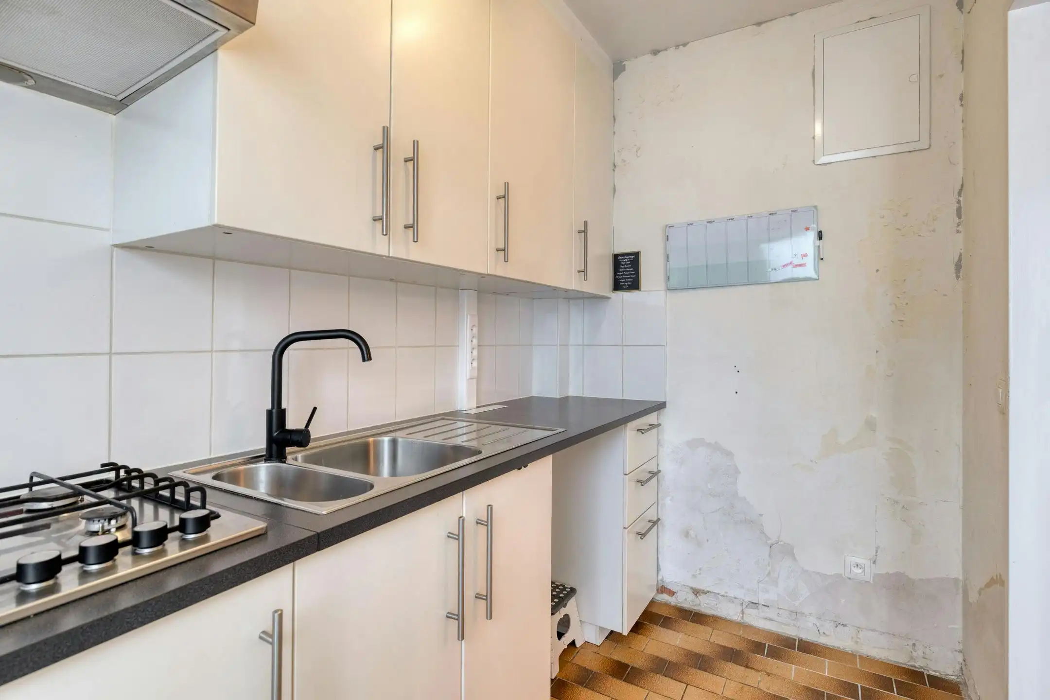 Gelijkvloers appartement met ZW-tuin en garage te koop foto 7