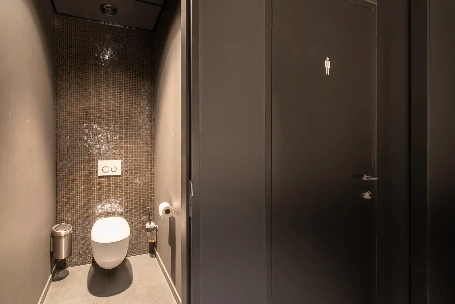 Kantoor op een toplocatie: Modern, ruim en inspirerend in het iconische Botta-gebouw! foto 8