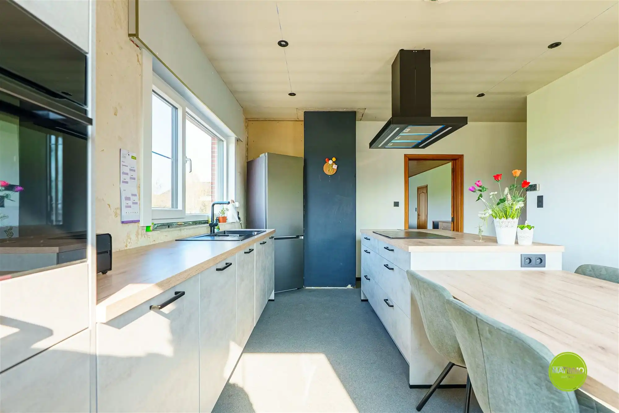 Gerenoveerde, instapklare gezinswoning met 5 slaapkamers foto 5