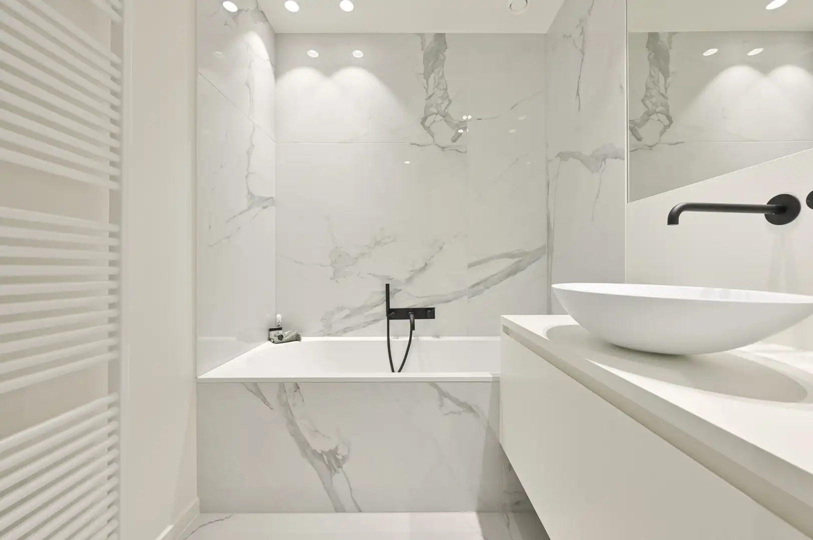 Gerenoveerd hoekappartement, heel rustig gelegen te Knokke,  genietend van een uitgestrekt zicht op het Zegemeer. foto 24